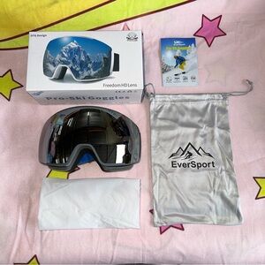 Brand new never used Ski Goggles Pro, Magnetic Snowboard Snow Goggles grey